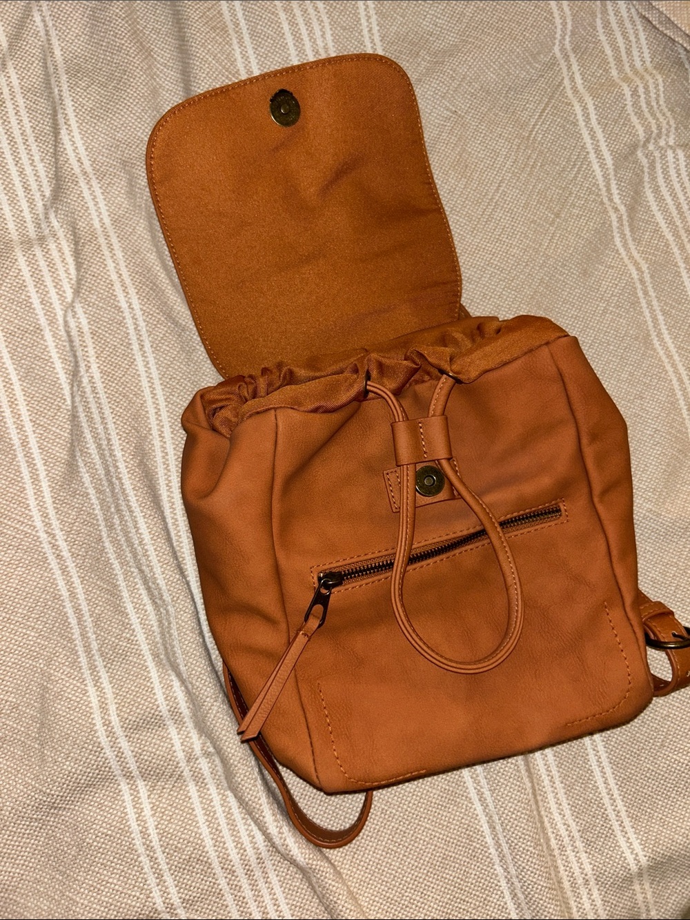 Universal Thread Leather Backpack - Picture 3 of 5